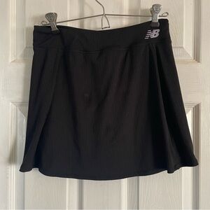 New Balance Skort girl’s size large 14/16 black tennis athletic sporty
